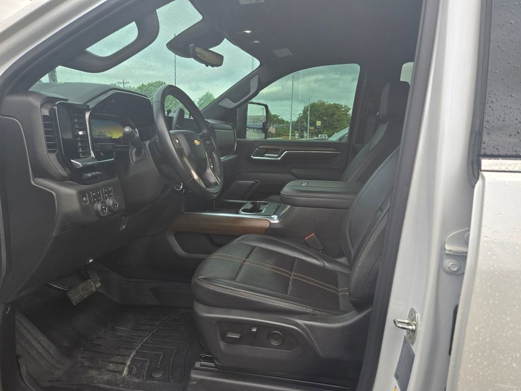 2024 Chevrolet Silverado 3500 HD High Country