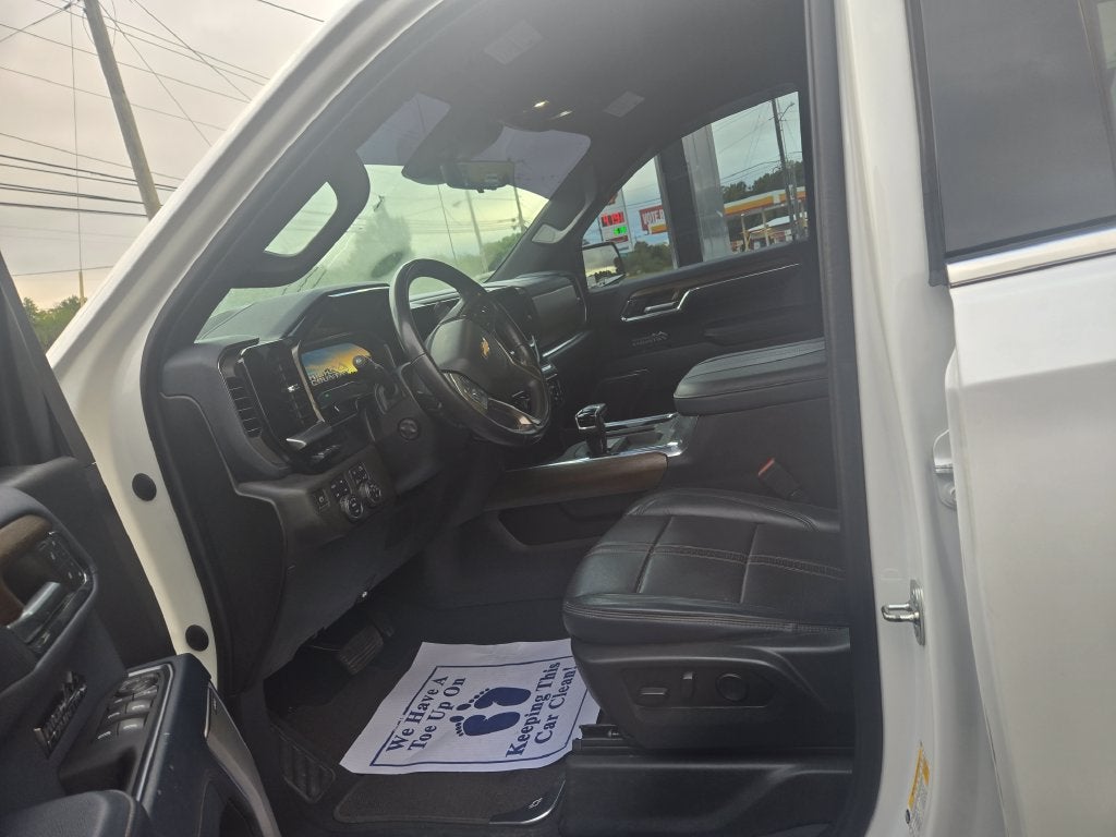 2023 Chevrolet Silverado 1500 High Country