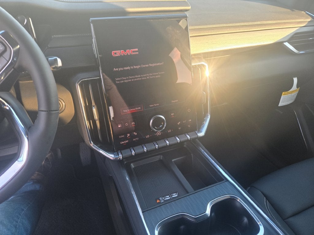 2027 GMC Acadia Elevation - Photo 10