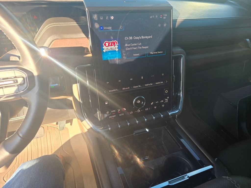 2025 GMC Yukon Denali Ultimate