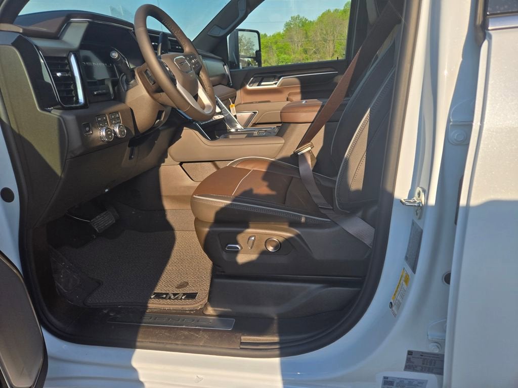2026 GMC Sierra 3500 HD Denali DRW