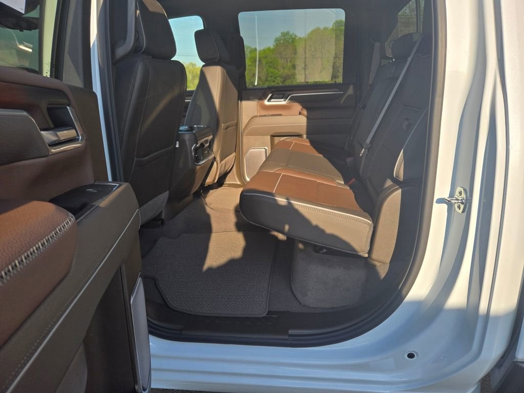 2026 GMC Sierra 3500 HD Denali DRW