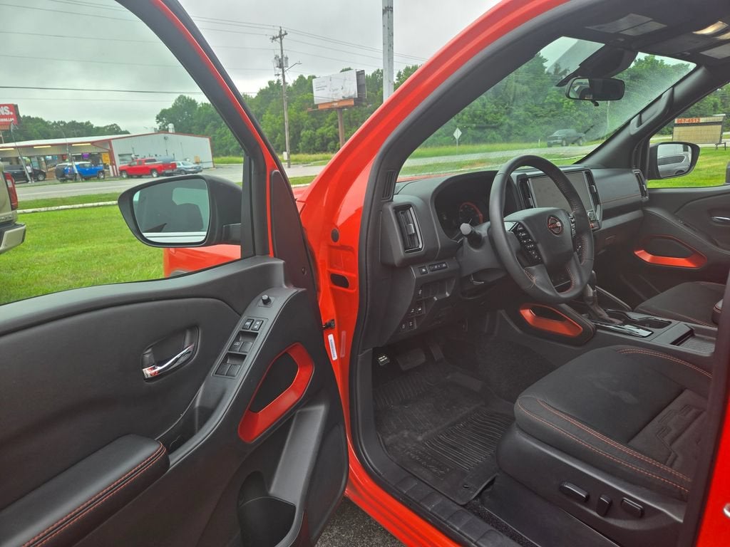 2025 Nissan Frontier PRO-4X