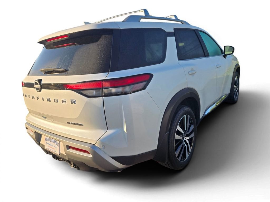 2024 Nissan Pathfinder Platinum
