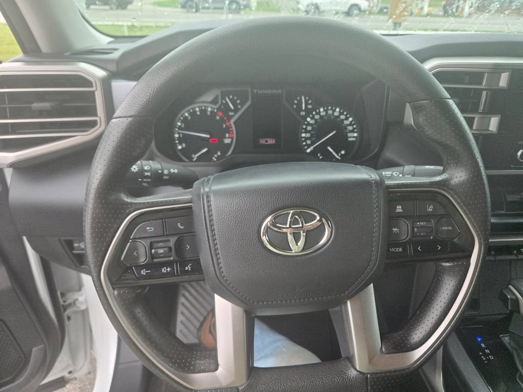 2023 Toyota Tundra 4WD SR5