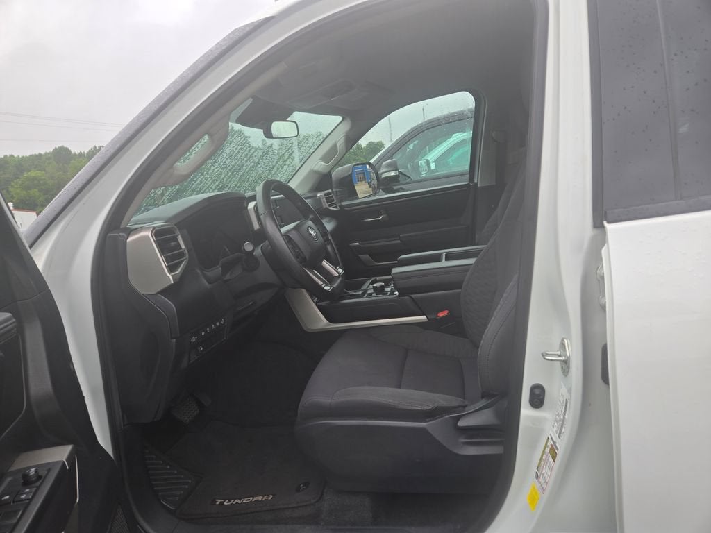 2023 Toyota Tundra 4WD SR5