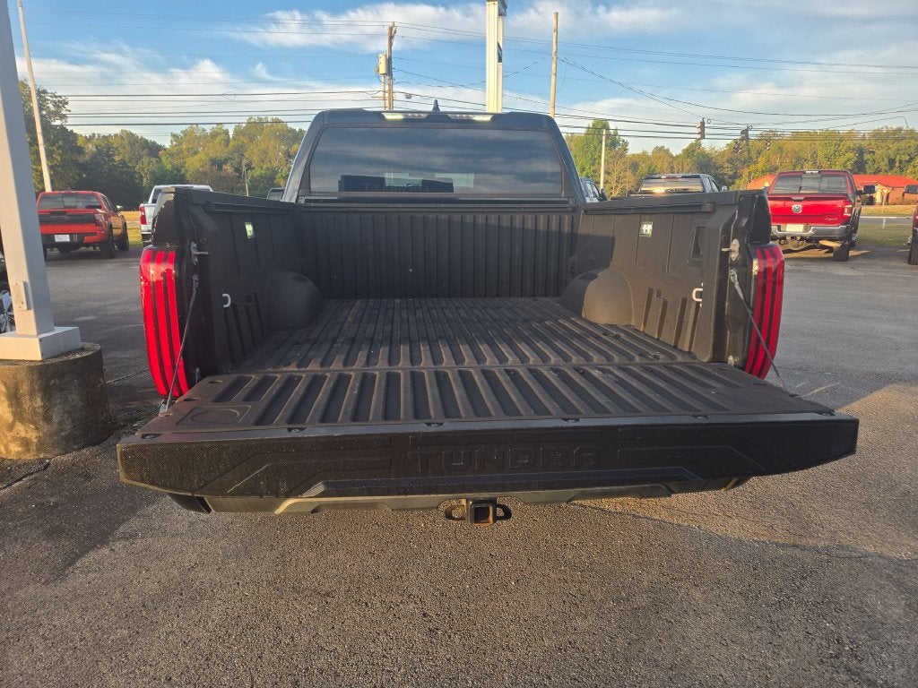 2023 Toyota Tundra 4WD SR5