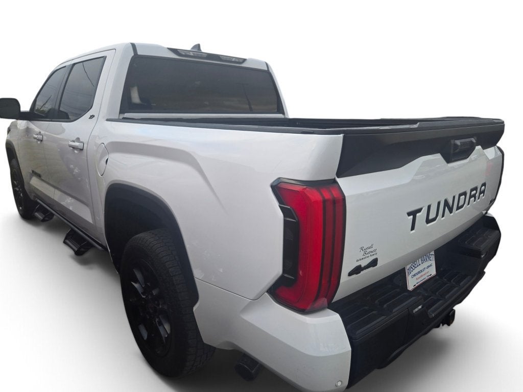 2024 Toyota Tundra 4WD SR5