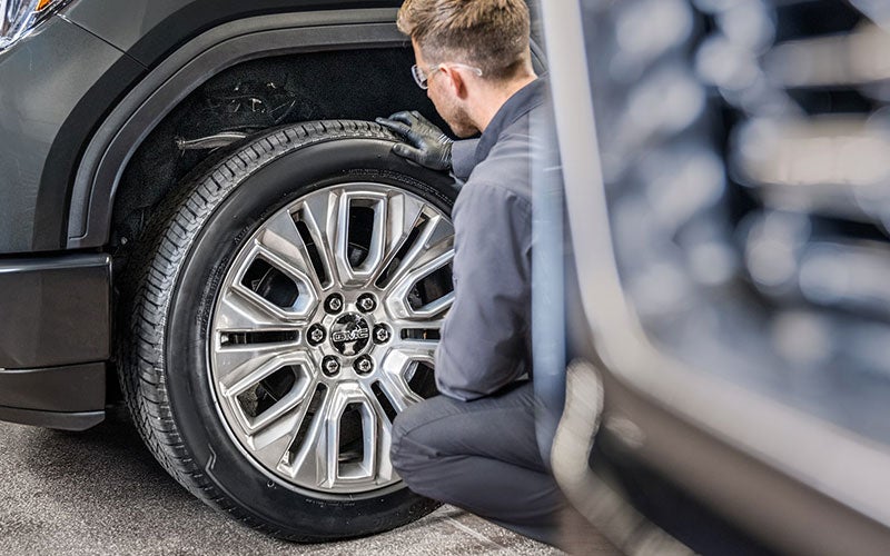 Visit Russell Barnett GMC in WINCHESTER, TN